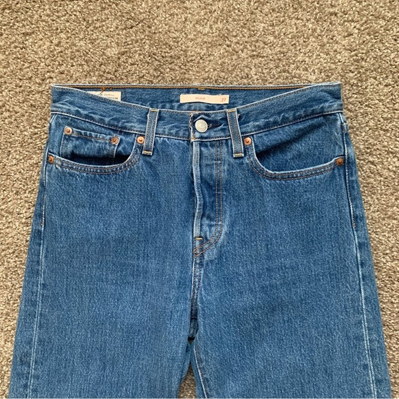 Levi’s Wedgie Jeans - Picture 2 of 10